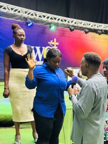 PHOTO-2025-12-05-11-53-17