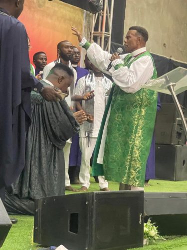 PHOTO-2025-12-09-07-17-48